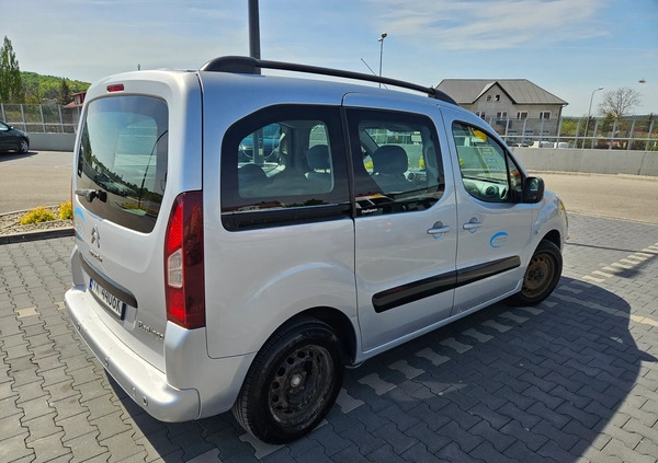 Citroen Berlingo cena 17300 przebieg: 306800, rok produkcji 2012 z Kielce małe 79